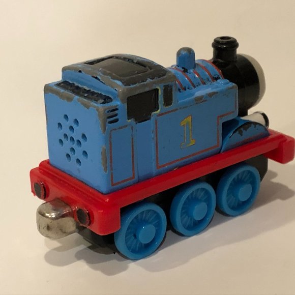 Thomas & Friends Take N' Play Talking Thomas - Picture 2 of 2